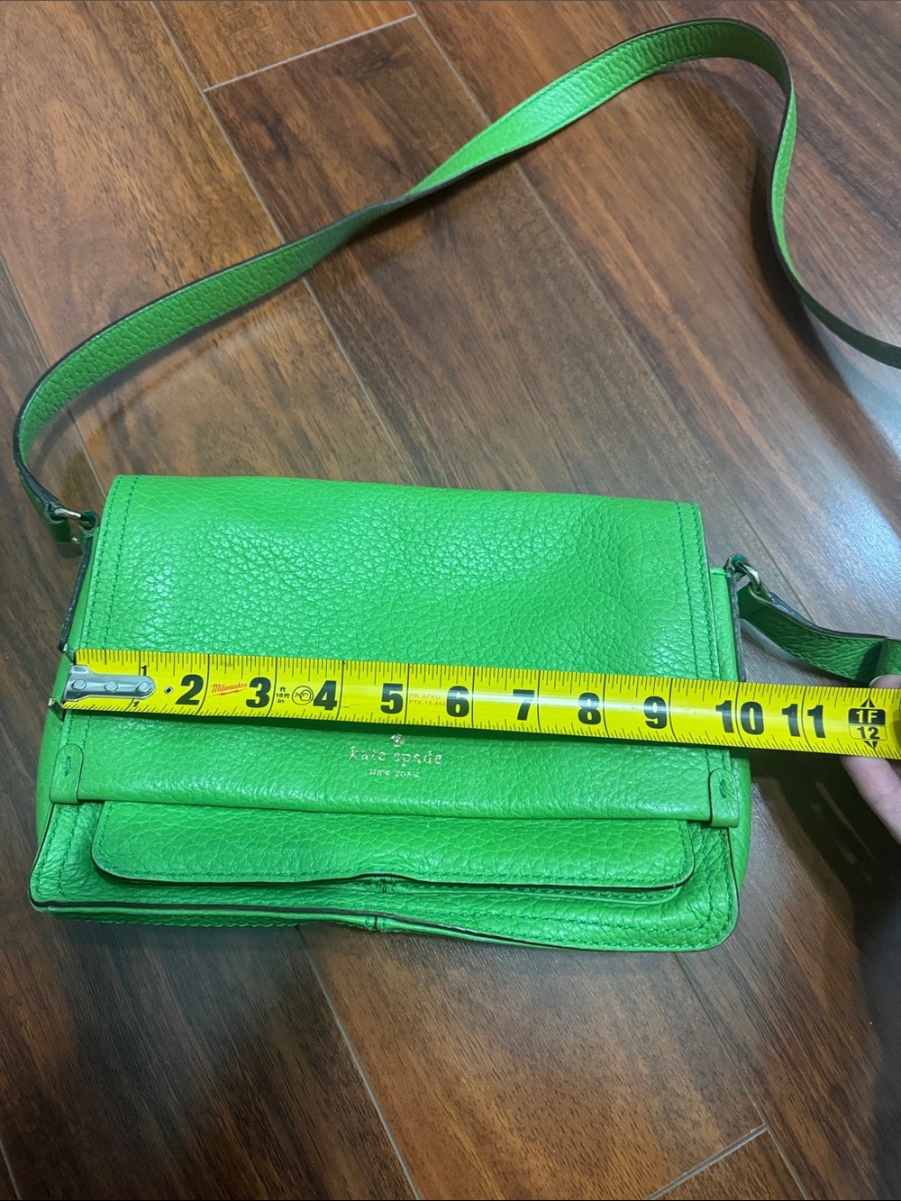 kate spade Bright Green Pebbled Leather Crossbody Bag - Picture 6 of 7